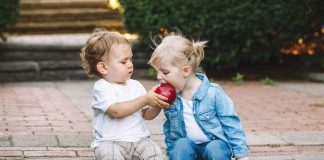 20 Good Manners to Teach Your Kids List Of 20 Good Manners To Teach Your Kids